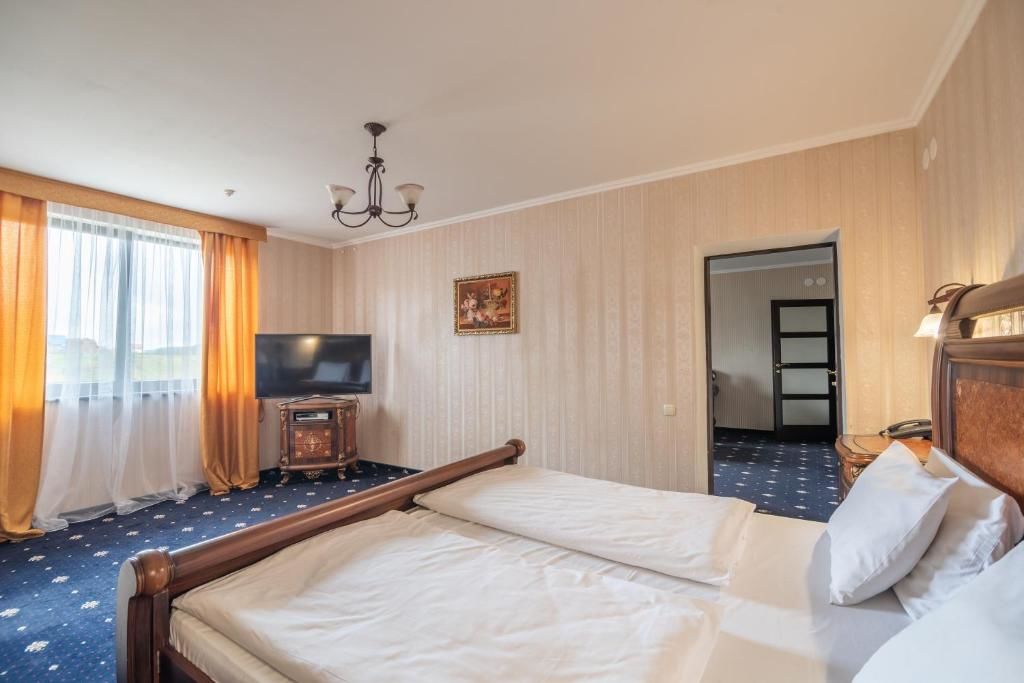 Отель MK Resort (ex. Магия Карпат) Буковель