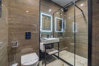 Отель MK Resort (ex. Магия Карпат) Буковель Улучшенный двухместный номер с 1 кроватью-3