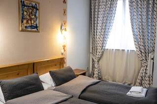 Отель MK Resort (ex. Магия Карпат) Буковель Двухместный номер с 2 отдельными кроватями-2