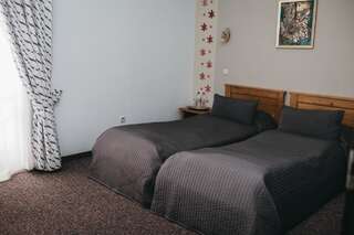 Отель MK Resort (ex. Магия Карпат) Буковель Стандартный двухместный номер с 2 отдельными кроватями-2