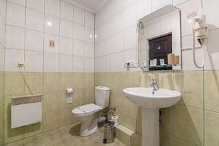 Отель MK Resort (ex. Магия Карпат) Буковель Полулюкс с 2 отдельными кроватями, вид на горы-5