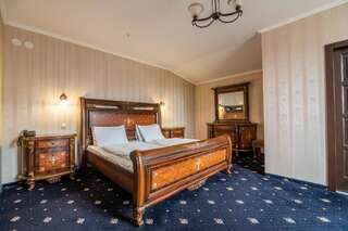 Отель MK Resort (ex. Магия Карпат) Буковель Люкс «Премиум» без балкона-2
